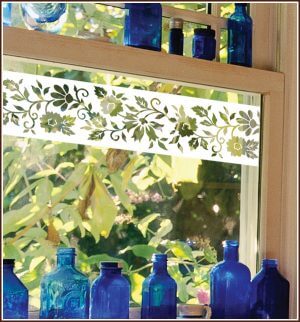 Naples border on kitchen window